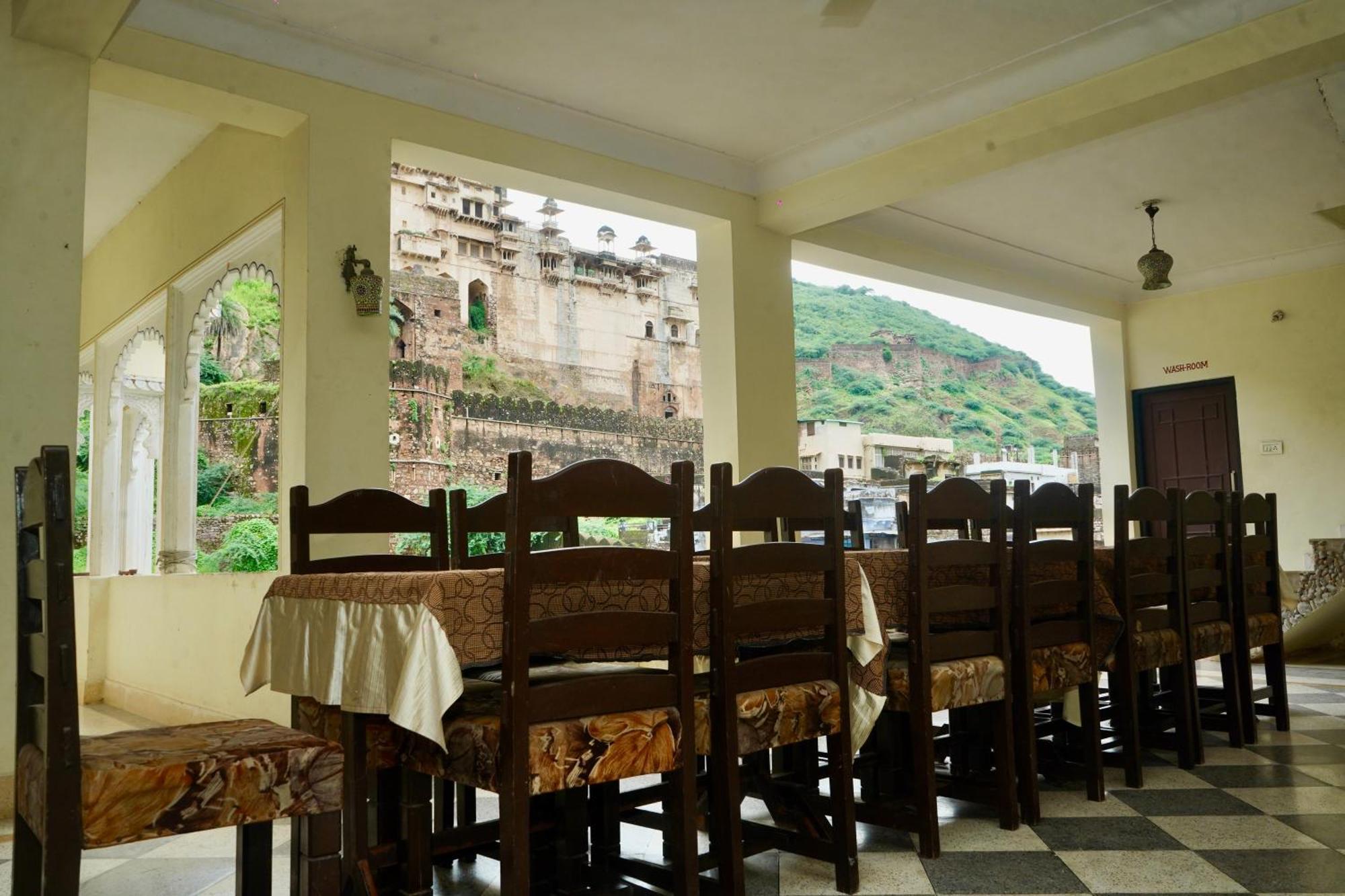 Hotel Haveli Katkoun à Būndi Extérieur photo