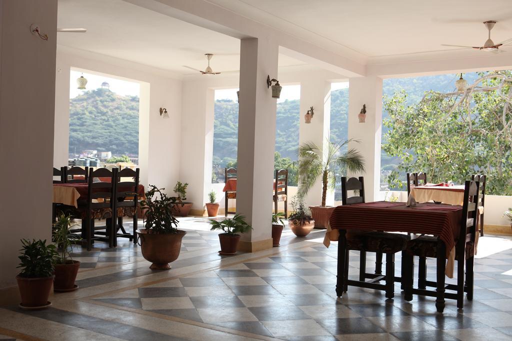 Hotel Haveli Katkoun à Būndi Extérieur photo